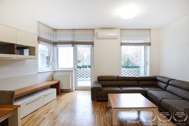 4-izb byt s terasou a parkovacím státim, Chrenová