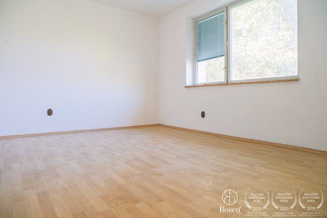 RD so 14á pozemkom v tichej oblasti Malá Dolina